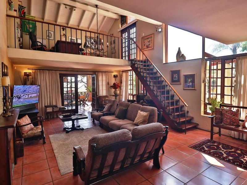 A HOME THAT EXCEEDS EXPECTATIONS... WAIT UNTIL YOU SEE IT! - Photo 8