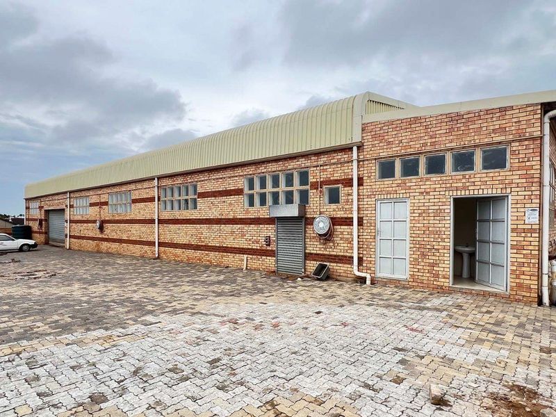 Commercial / Industrial space available for rent in Newlands West - Photo 2