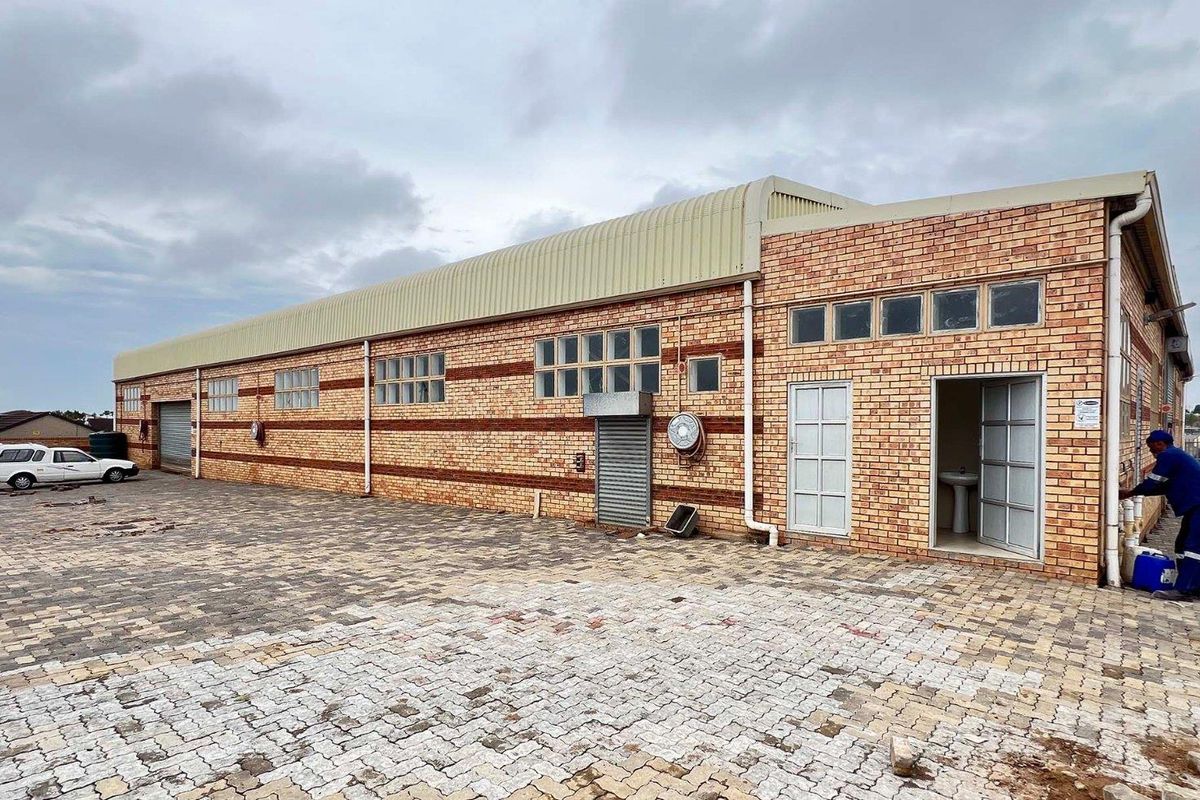 Commercial / Industrial space available for rent in Newlands West - Photo 2