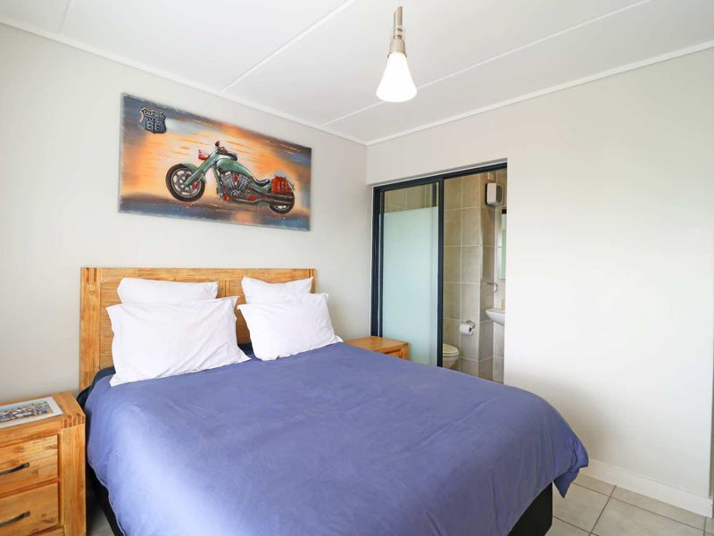 Modern 2-Bedroom Apartment with Balcony in Greenlee Eco Estate - Photo 5