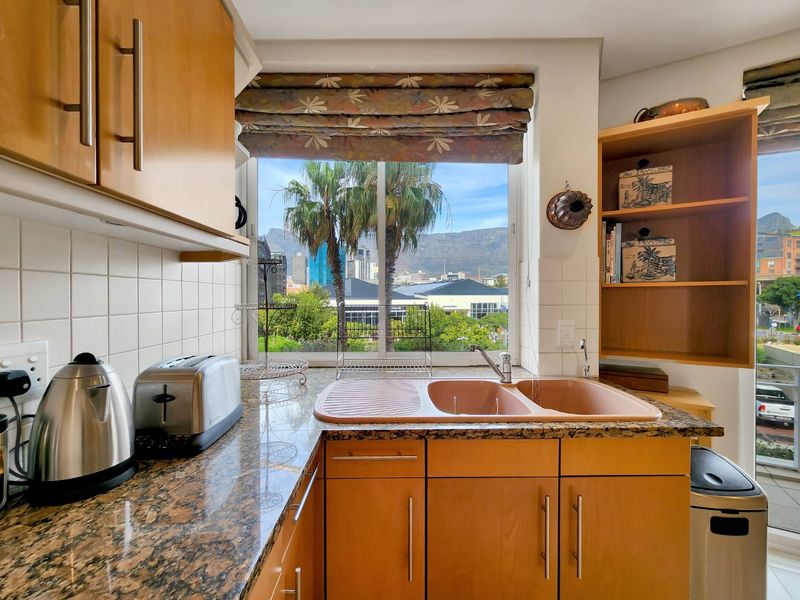 Luxury Marina Living - Photo 10