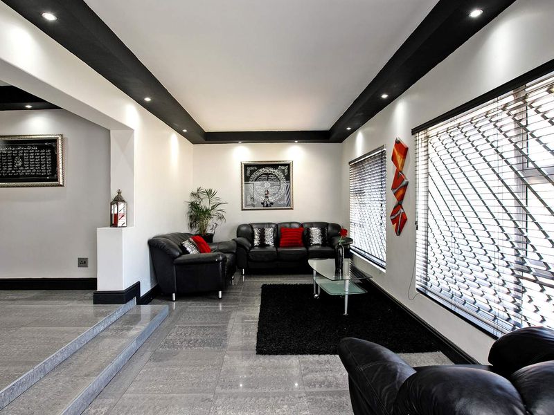 Location is paramount !!! Dont miss out - Photo 2