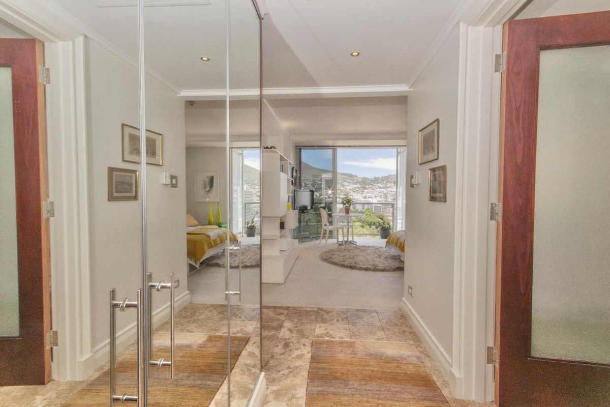Exclusive Unit in Taj Cape Town – 15th Floor, Mountain & Garden Views - Photo 3