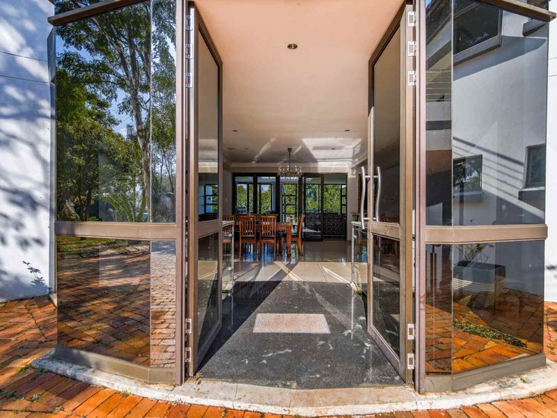 A Magnificent Family Estate Offering Space, Privacy and Spectacular Views - Photo 6