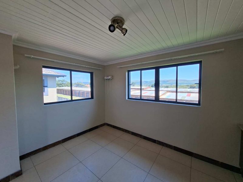 2 Bedroom Apartment To Let - Photo 5