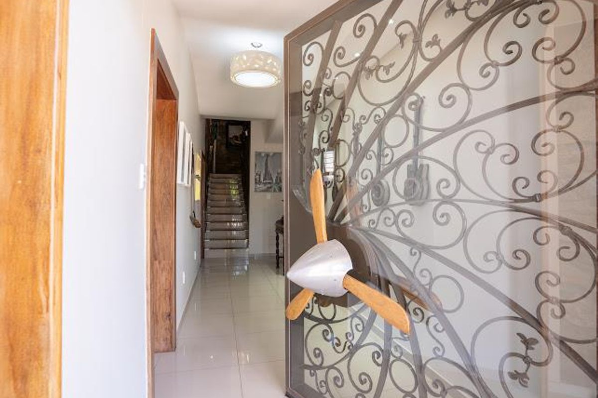 Welcome to your Bespoke Architectural Masterpiece - Photo 3