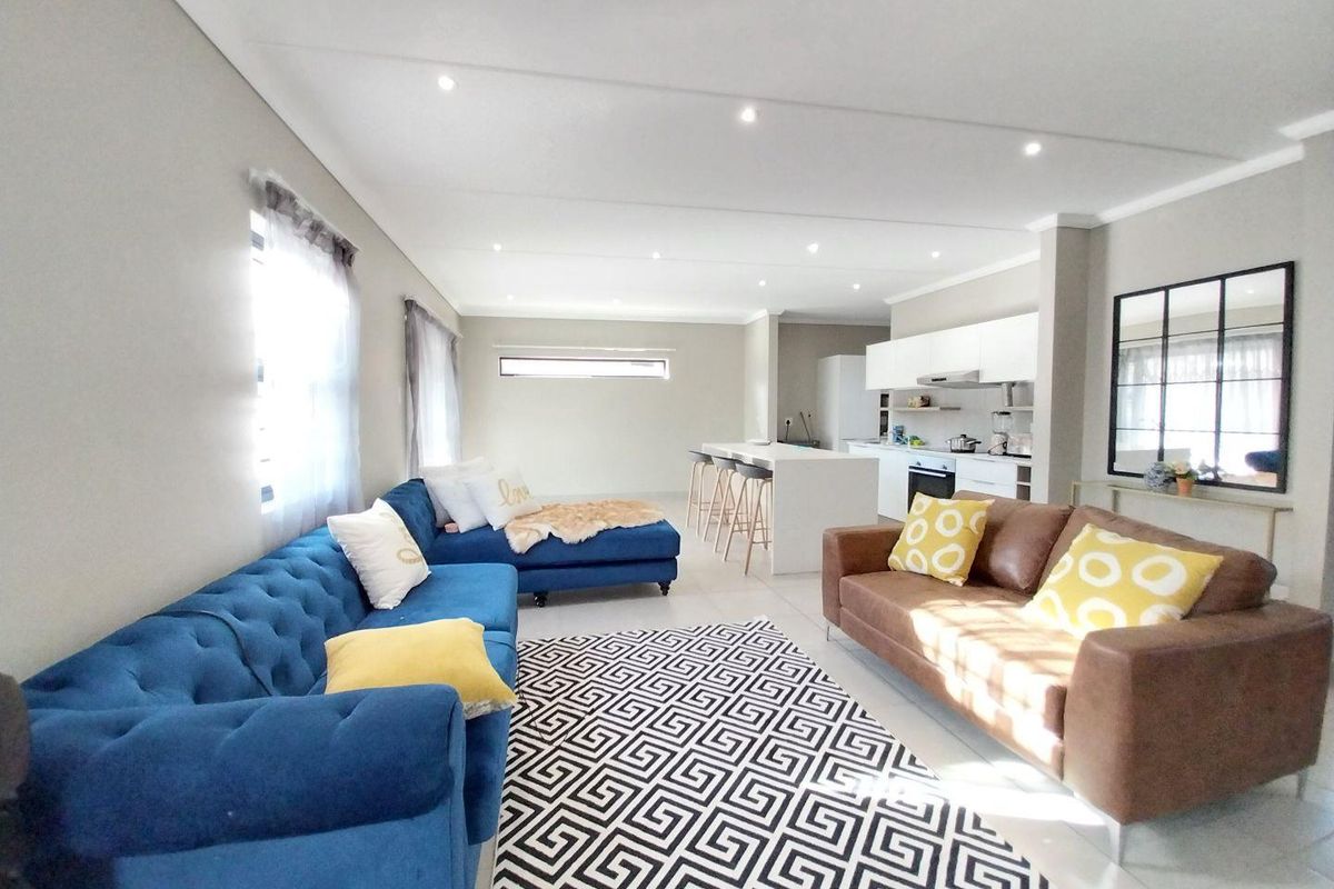 Brand New, Modern 3 Bed Duplex for Rental at Lion Pride Lifestyle Estate - Photo 2