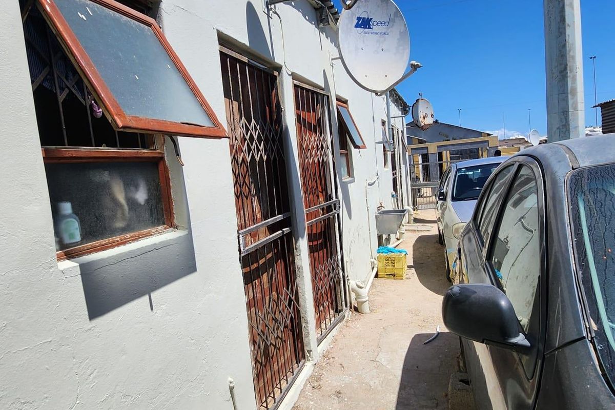 Attention Investors! 4 Flatlets for Sale in Harare - Photo 2