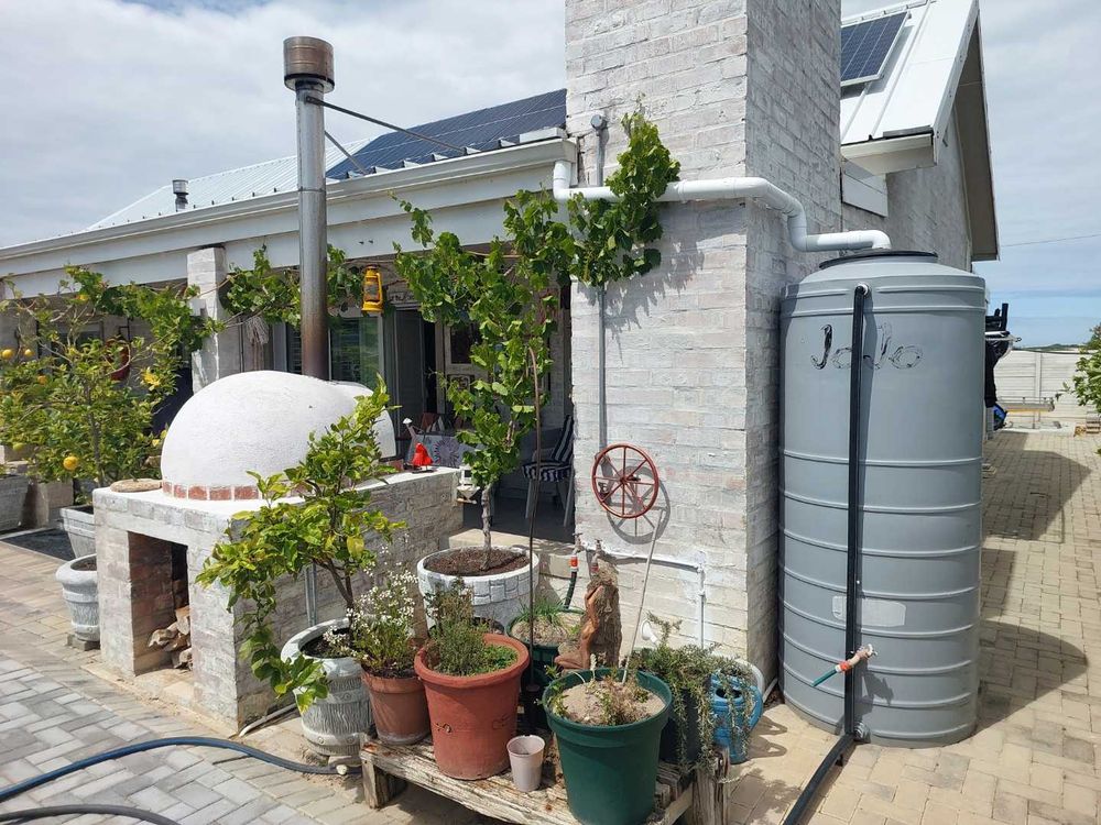 Rainwater tanks for irrigation