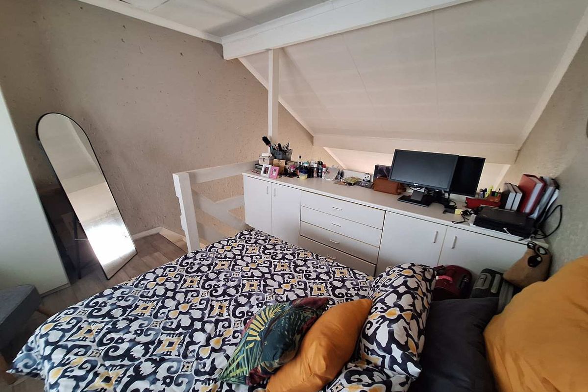 Ideal for a Single Professional or Young Couple - Photo 3