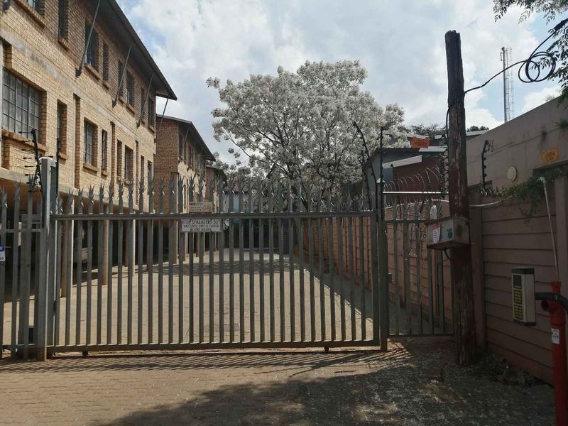 2 Bedroom to rent in Antares - Photo 3