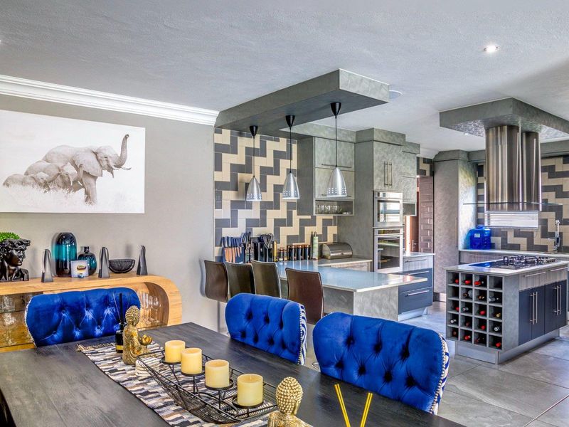 Luxury Living at its finest in Summerfields Estate - Photo 3