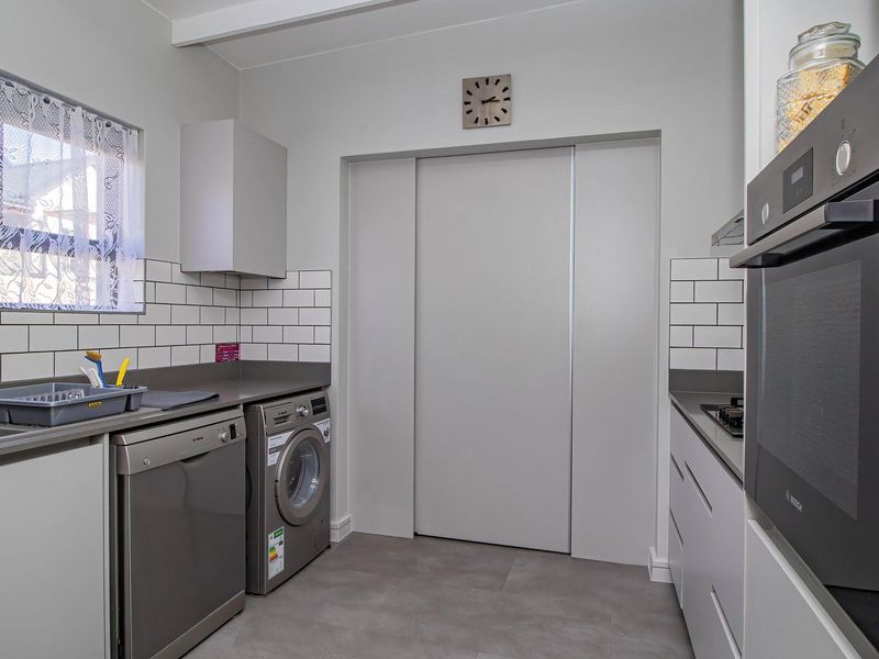 Charming 2 Bedroom Home for Sale in Hartland Retirement Village - Photo 6