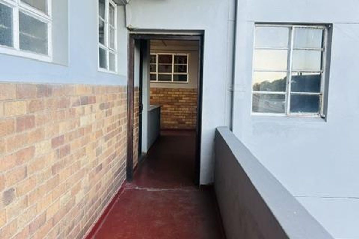 Affordable 2-Bedroom Flat for Sale - Photo 2