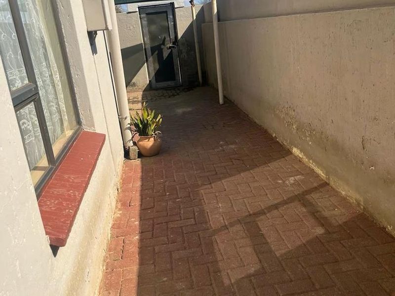 🏡 3-Bedroom Home for Sale | R850 000 | Buhle Park, Germiston - Photo 9