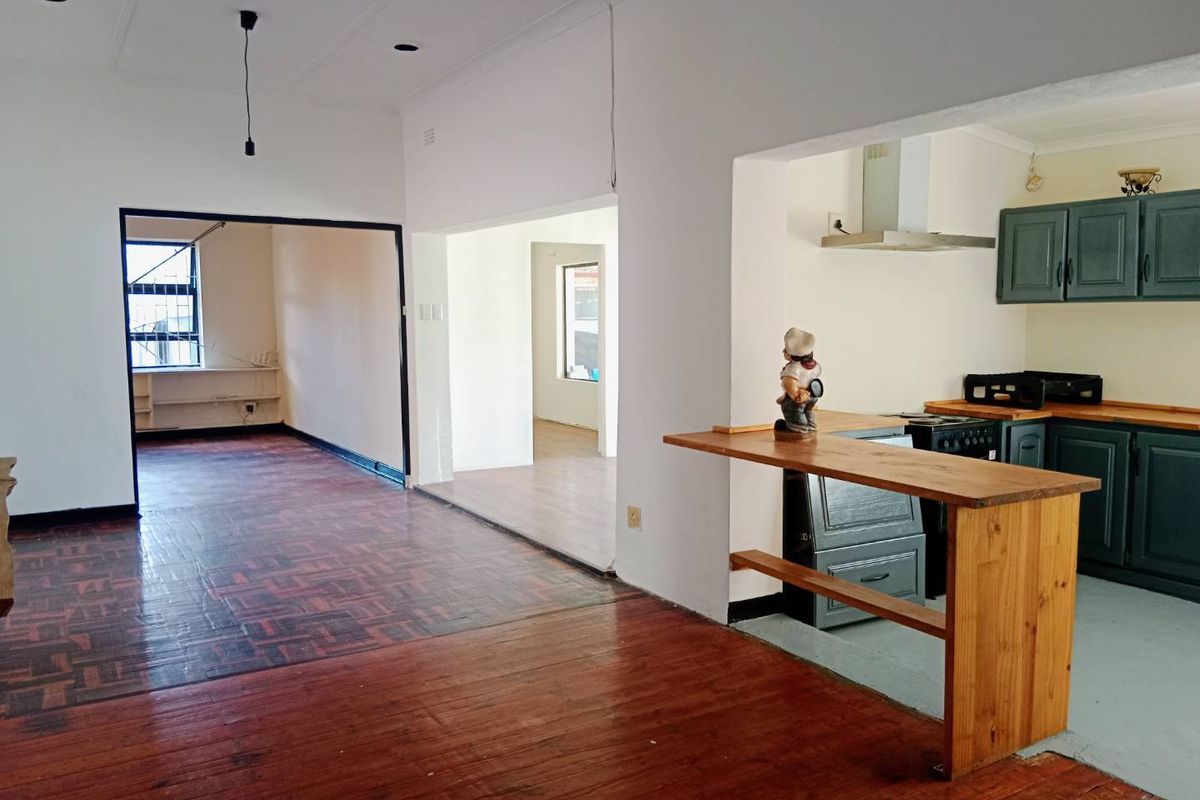 Charming 3 Bedroom Family Home-Prime Norwood Location - Photo 2