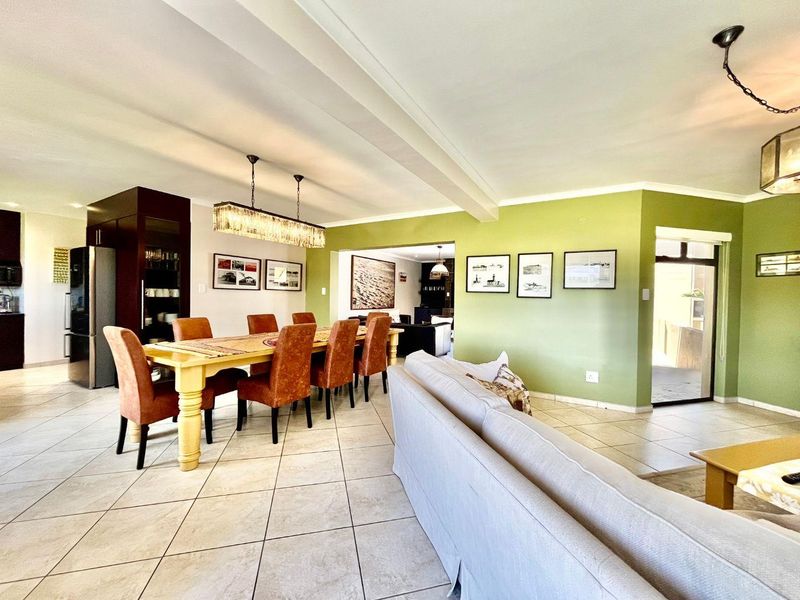 House with Duplex Flat for Sale, Vogelstrand - Photo 4