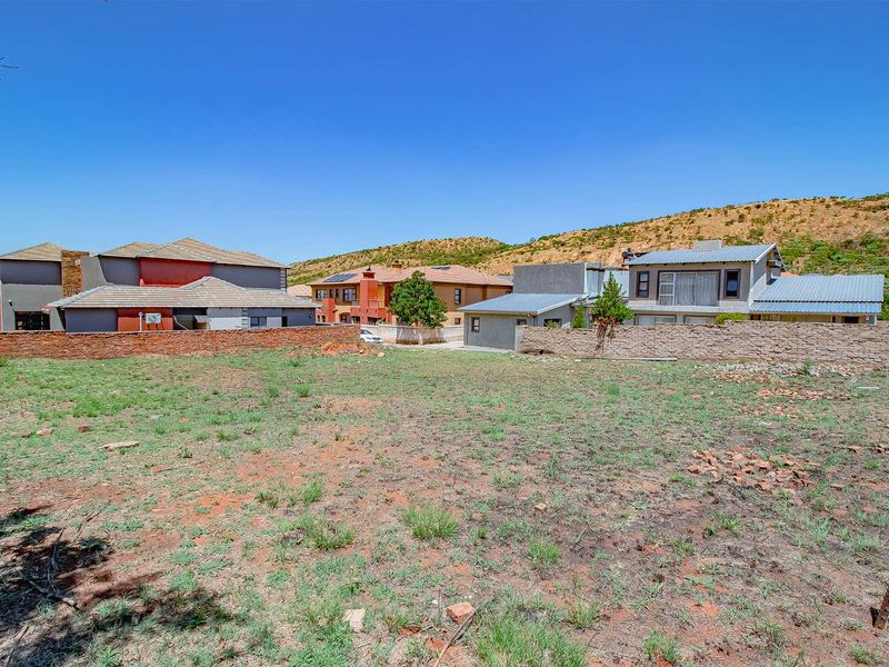 A Rare Opportunity in Amandasig’s Prestigious Magaliesberg Country Estate - Photo 10