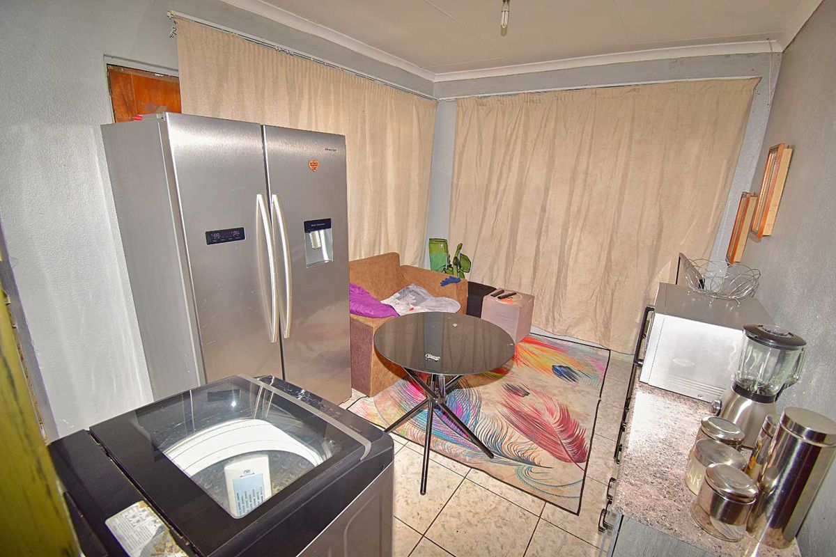 Investment Property - Photo 5