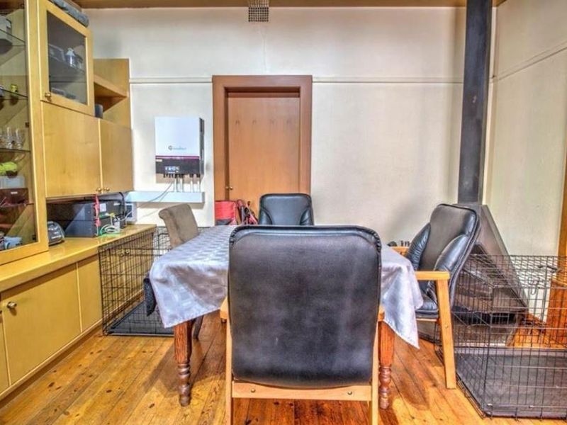 Large family home for sale in kempton park - Photo 7