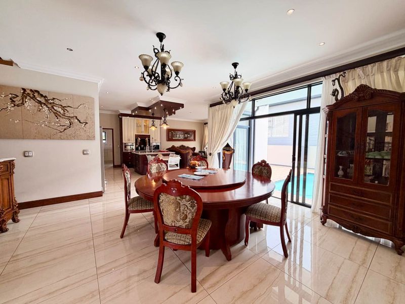 Fully Furnished Five Bedroom Home in Waterfall Country Village Estate - Photo 7