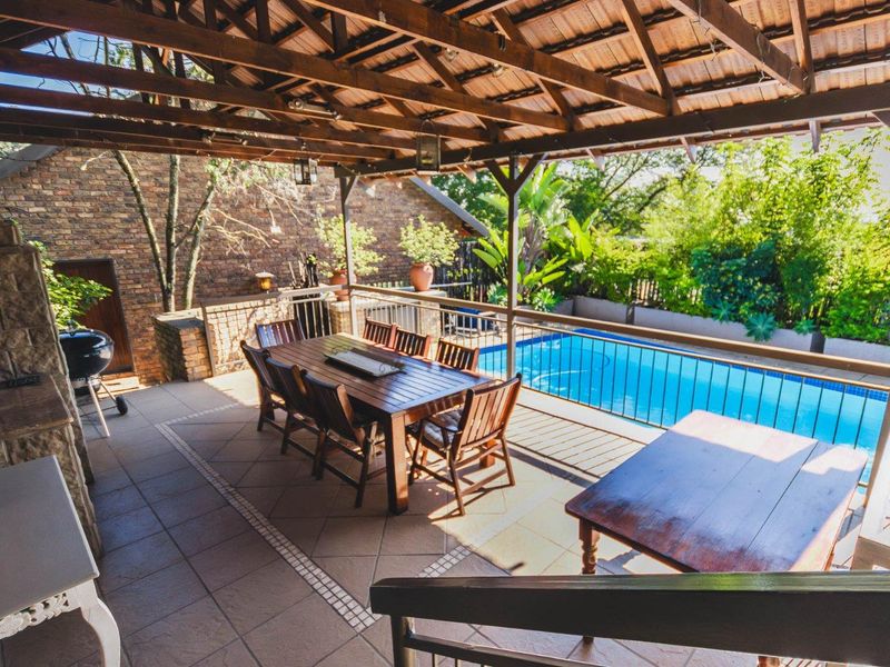 This is property is meant for someone special! - Photo 10