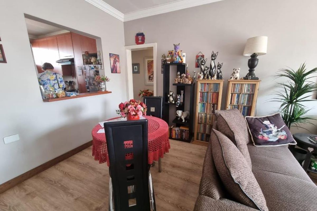 2 Bedroom Townhouse in New Redruth - Photo 2