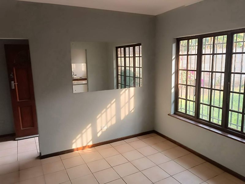 Modern 3-Bedroom Townhouse in Scottsville – Prime Location! - Photo 7