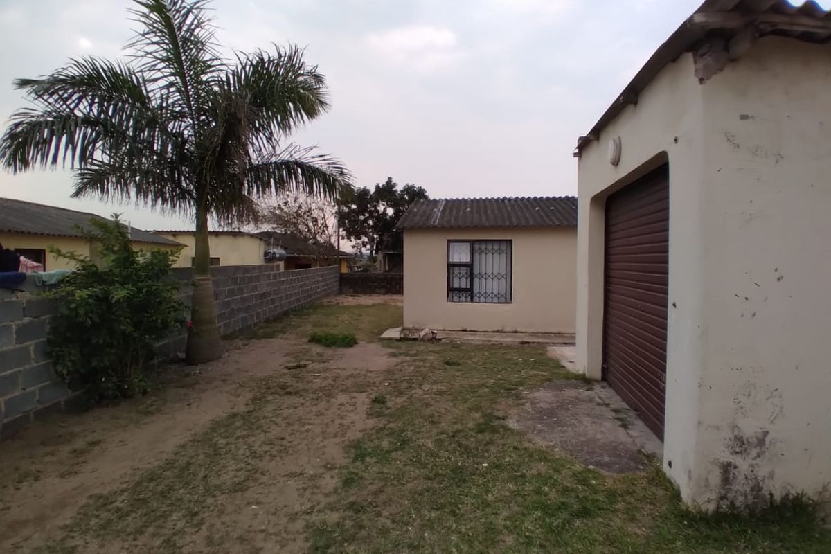SPASCIOUS HOUSE FOR SALE - Photo 3