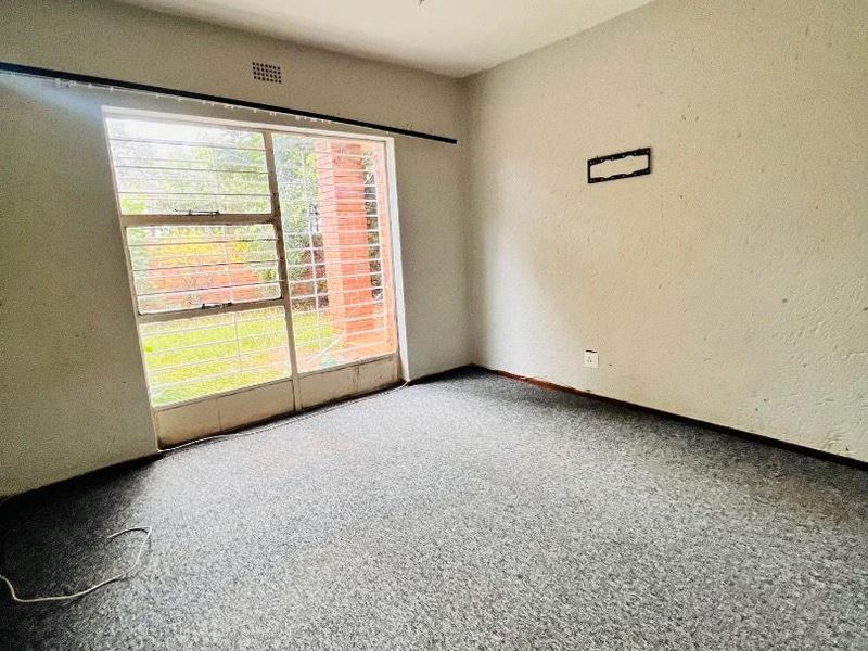 Beautiful 2 Bedroom Ground Floor For Sale - Photo 10