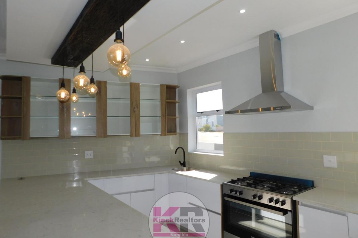 Sleek modern - Photo 2