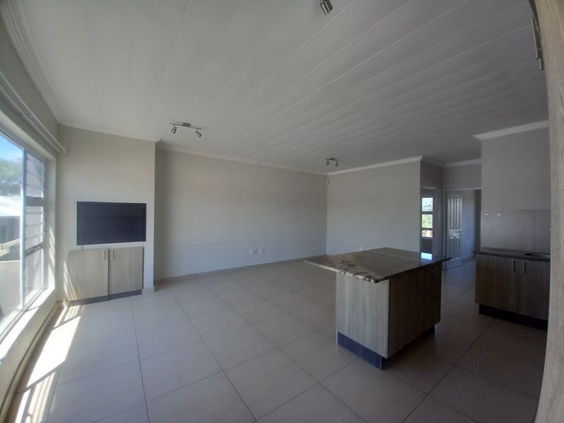 MODERN APARTMENT FOR SALE PIONIERSPARK EXT 1 - Photo 5
