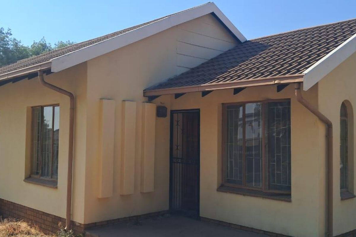 INVESTORS DELIGHT! - Photo 2