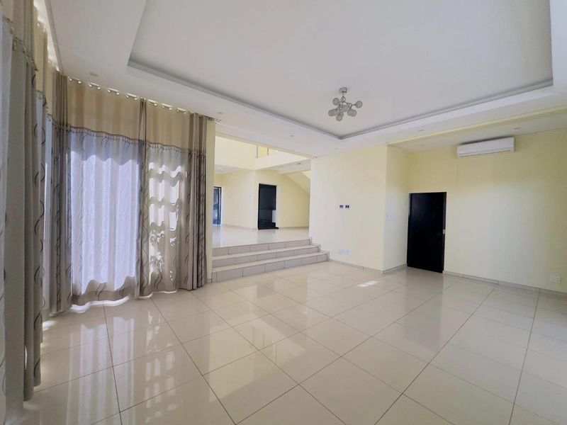 Executive Family Home To Rent Kleine Kuppe - Photo 2