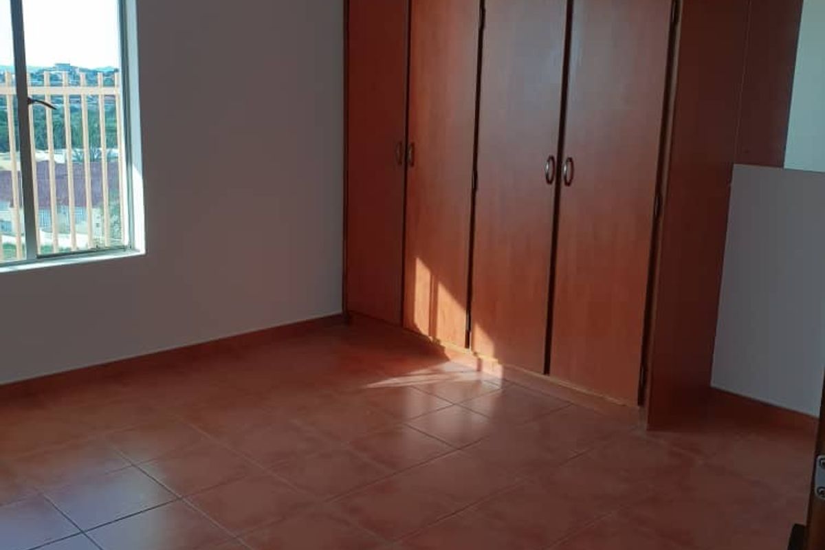 2 beds flat for sal - Photo 5