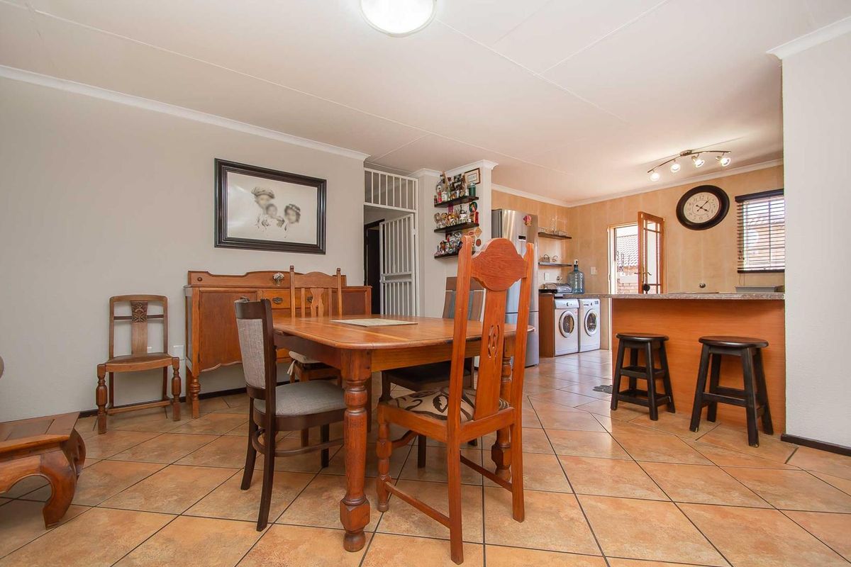 Face-brick Elegance Set In 158m of Home Sweet Home. - Photo 5