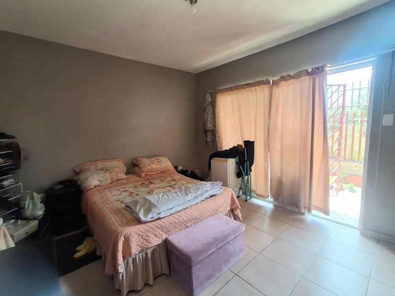 3 Bedroom Townhouse FOR SALE in Wanaheda - Photo 8