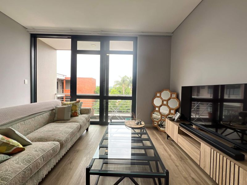 Upmarket 2-Bedroom Apartment Available! - Photo 2