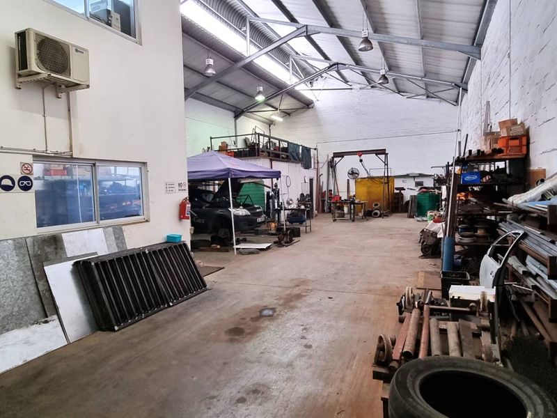 Industrial Warehouse with Offices at Capricorn Park - Photo 3