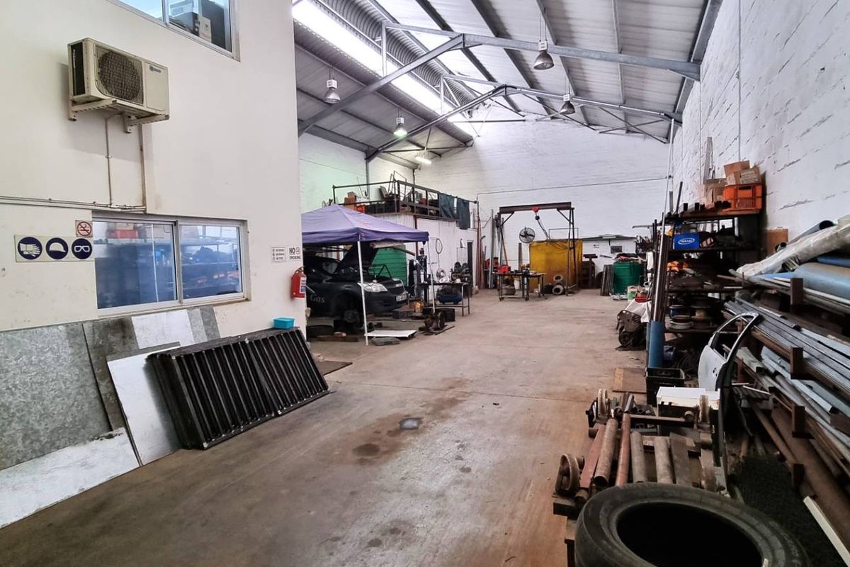 Industrial Warehouse with Offices at Capricorn Park - Photo 3