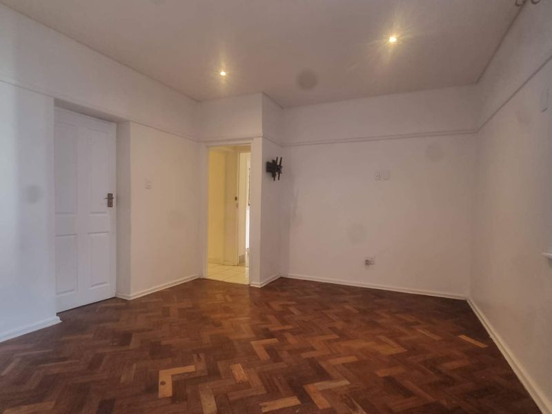 Excellent Airbnb opportunity in the heart of Cape Town CBD - Photo 10