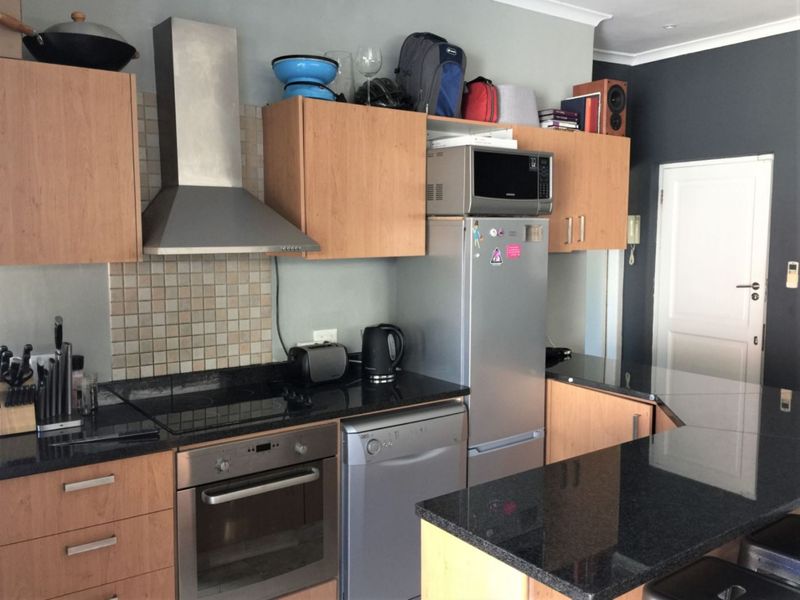 AIRBNB APARTMENT IN SEA POINT - Photo 5