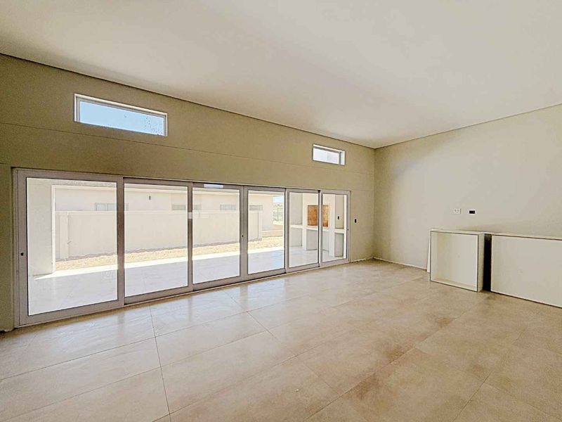 North-Facing Home in Langebaan Country Estate - Photo 6