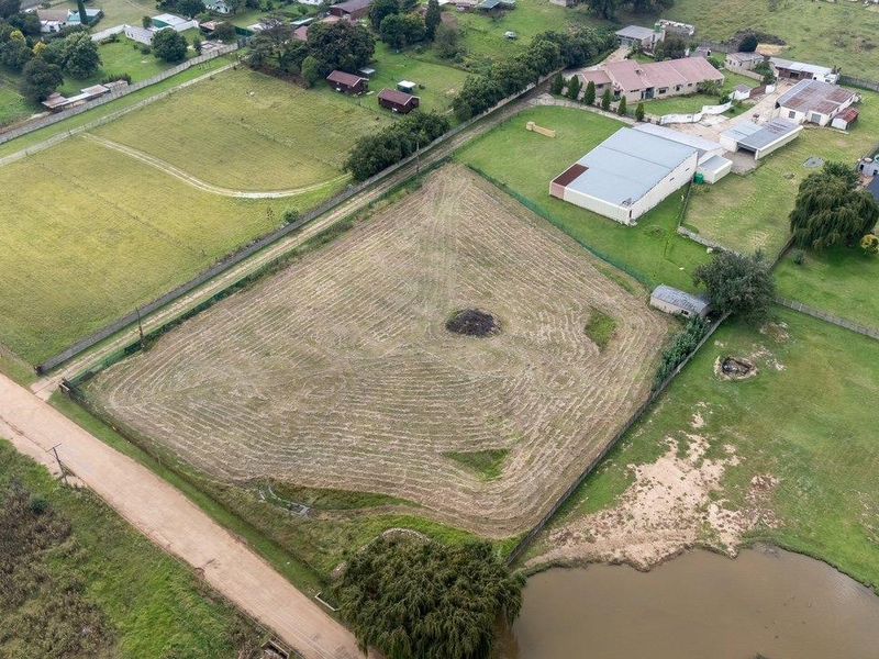 MIXED USE AGRICULTURAL HOLDING WITH WAREHOUSE & MULTIPLE DWELLINGS - Photo 2