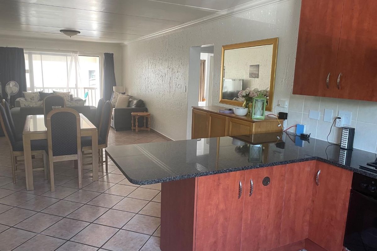 UNFURNISHED TWO BEDROOMS - Photo 5