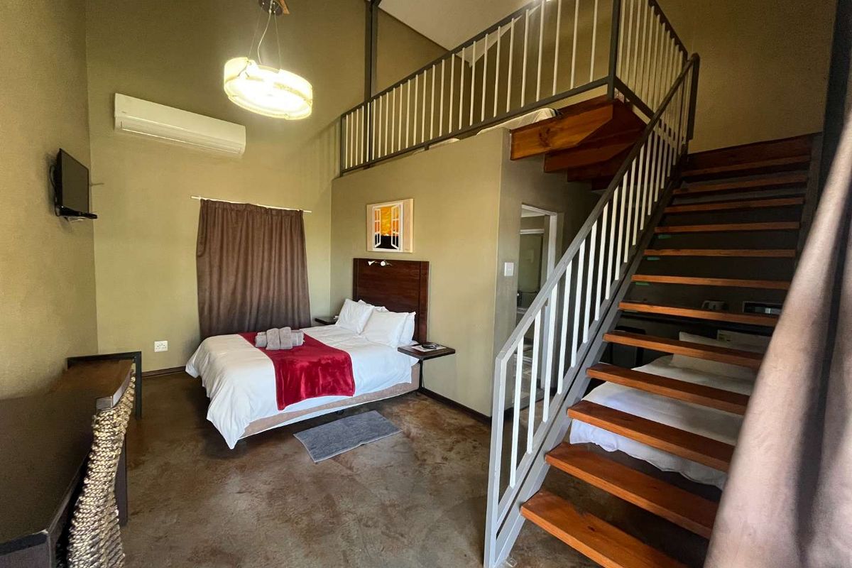 Stunning Guesthouse in a Prime Location – A Rare Investment Opportunity! - Photo 5