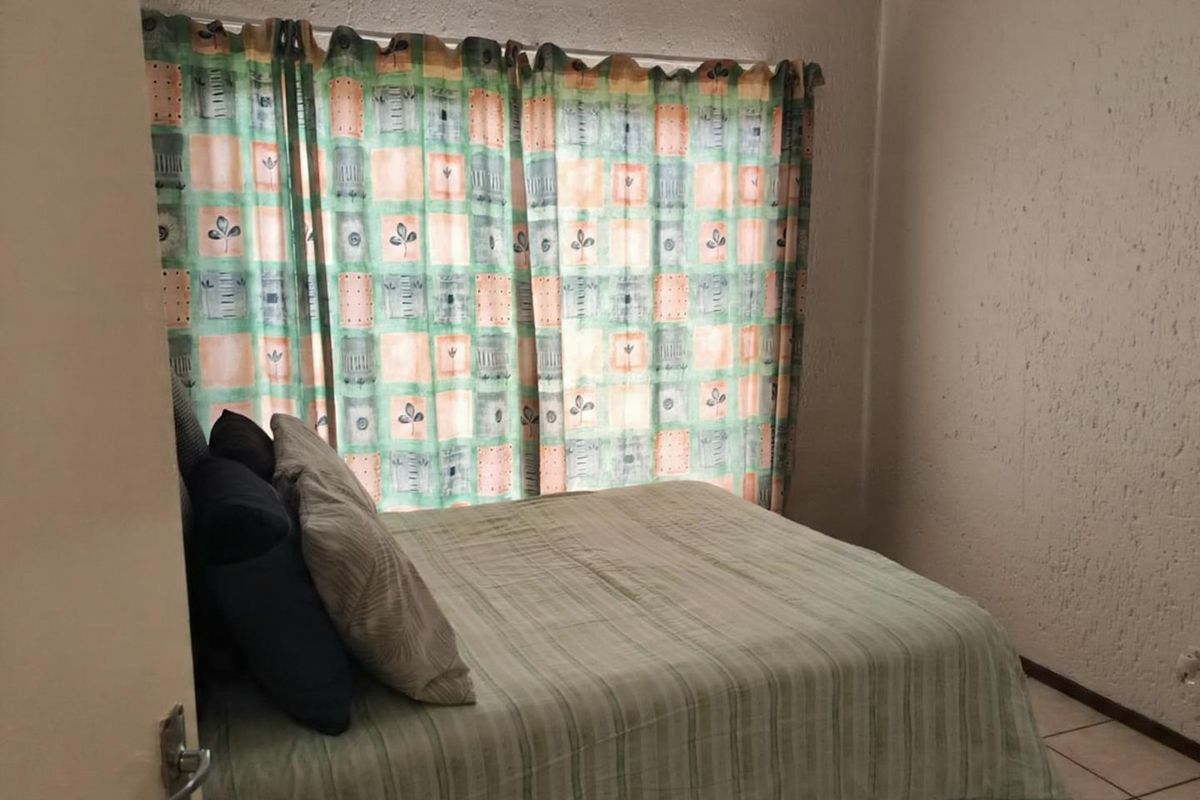 2 bedroom ground floor unit, great investment or first time buy! - Photo 5