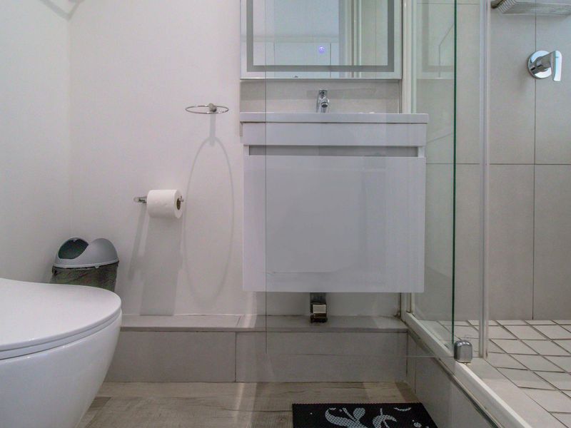 Modern Studio Apartment in Woodstock - Photo 6