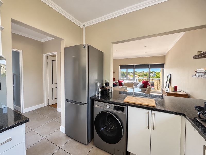 Renovated 1-bedroom apartment in the heart of Rosebank - Photo 5
