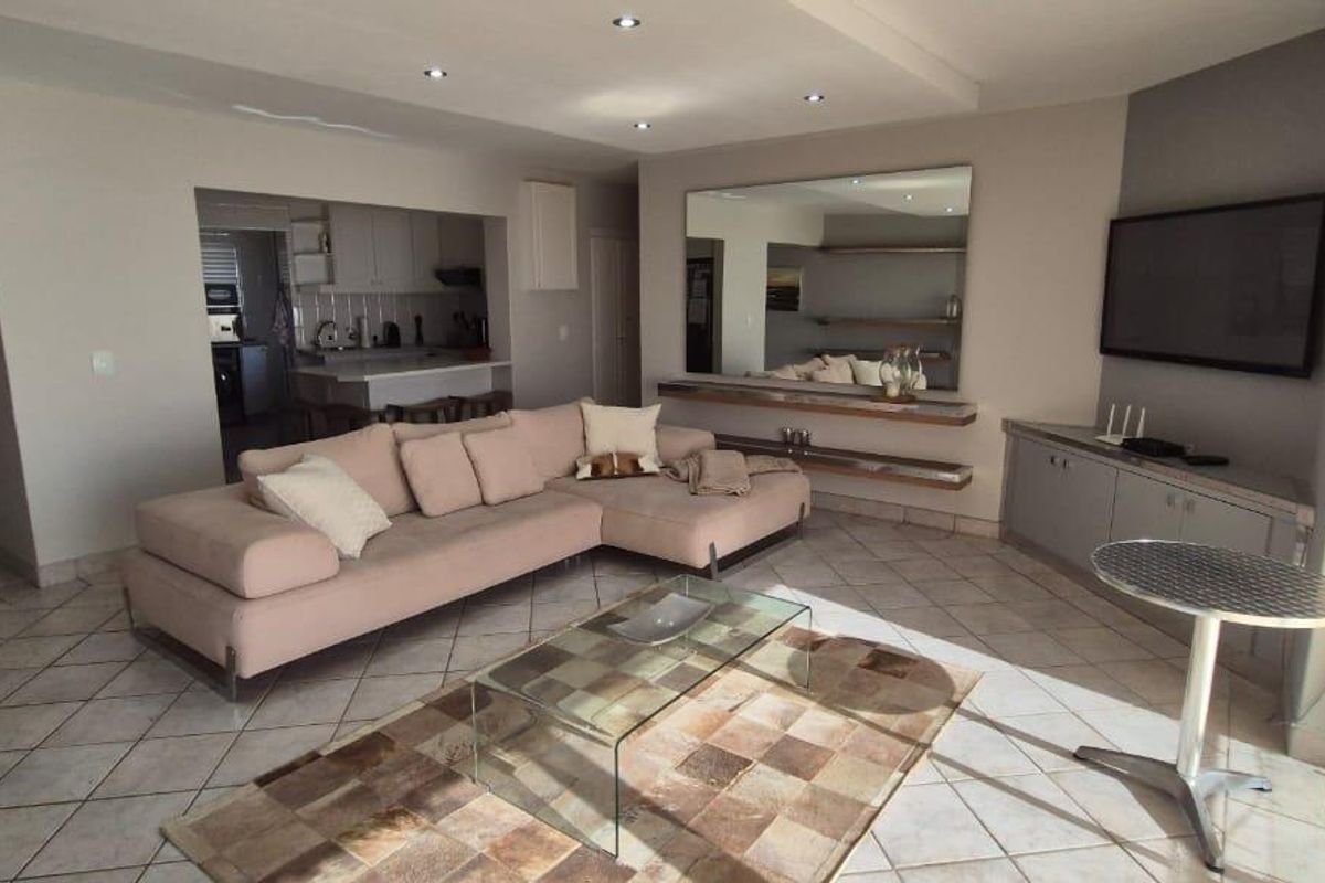 Luxury 3 Bedroom Seaview Appartment - Photo 3